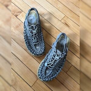 Keen uneek cord grey sandals